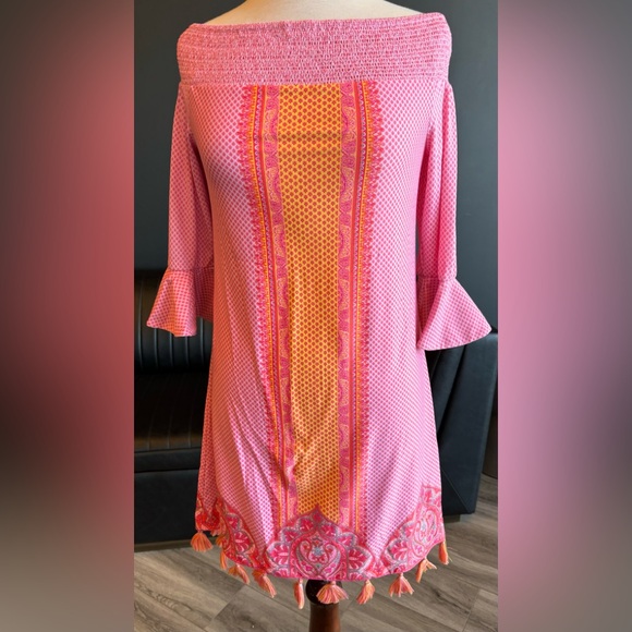 Pretty off shoulder dress/ coverup! - Picture 1 of 6